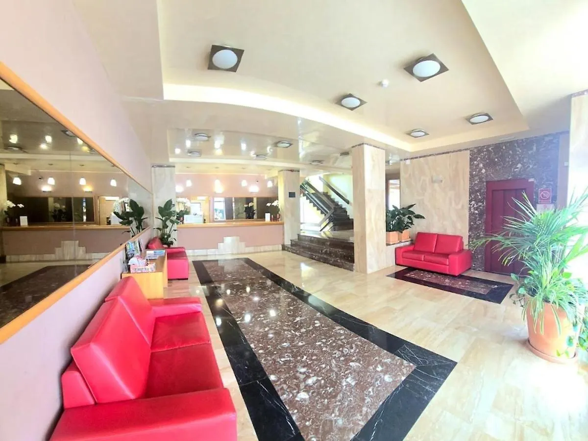 Appartement Studio Pepitas With Sea And Pool Views Steps From Puerta Marina And The Beaches By Namaste Elite Benalmádena Spanje