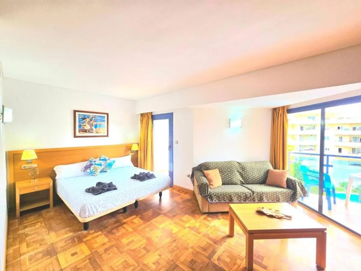 Studio Pepitas With Sea And Pool Views Steps From Puerta Marina And The Beaches By Namaste Elite Benalmádena Appartement